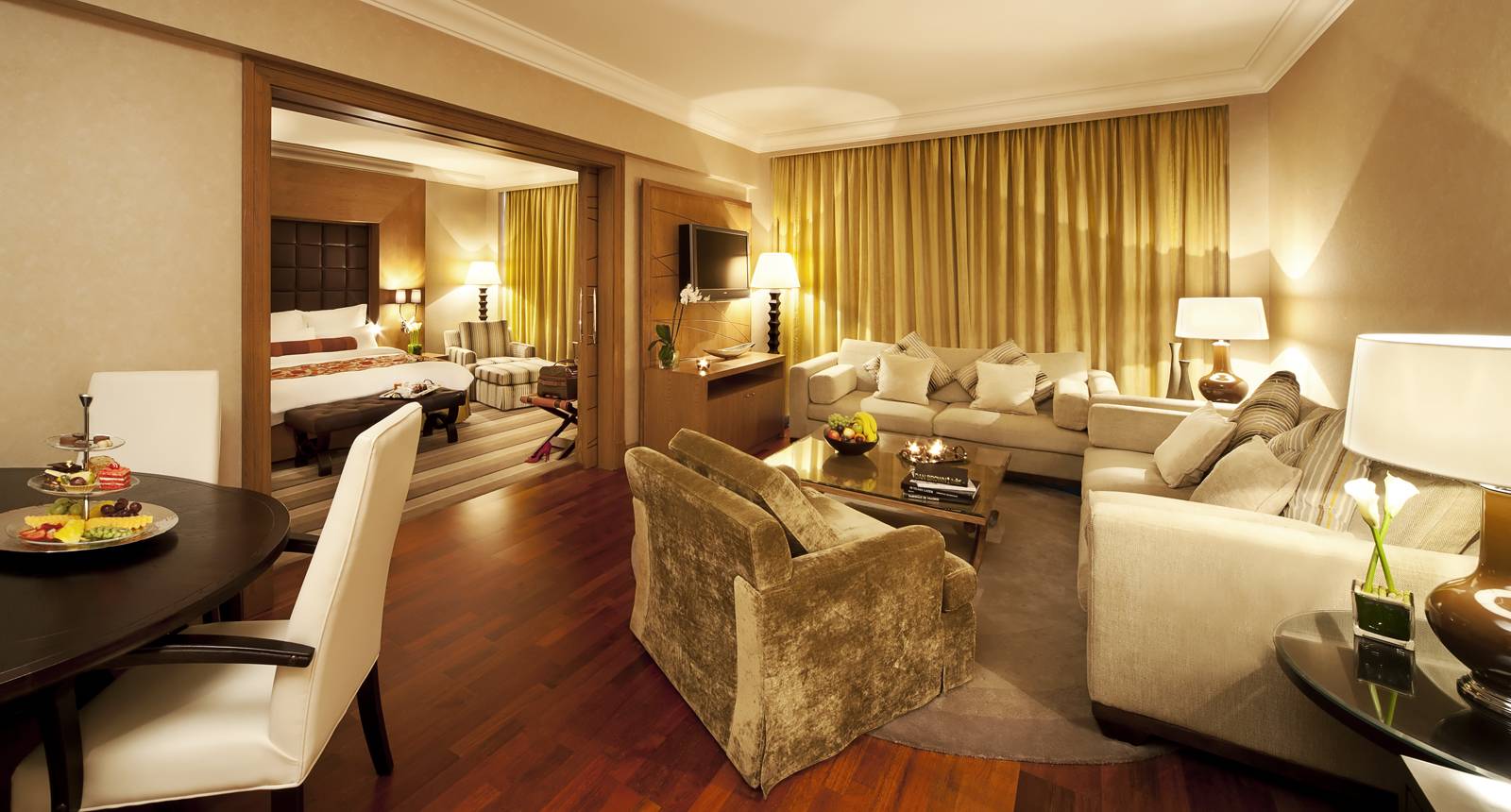 Gulf Hotel Bahrain Luxury 5 Star Hotel In Bahrain Deluxe Suite